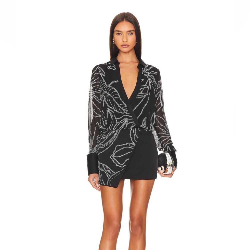 NWT Rococo Sand Short dress in Black